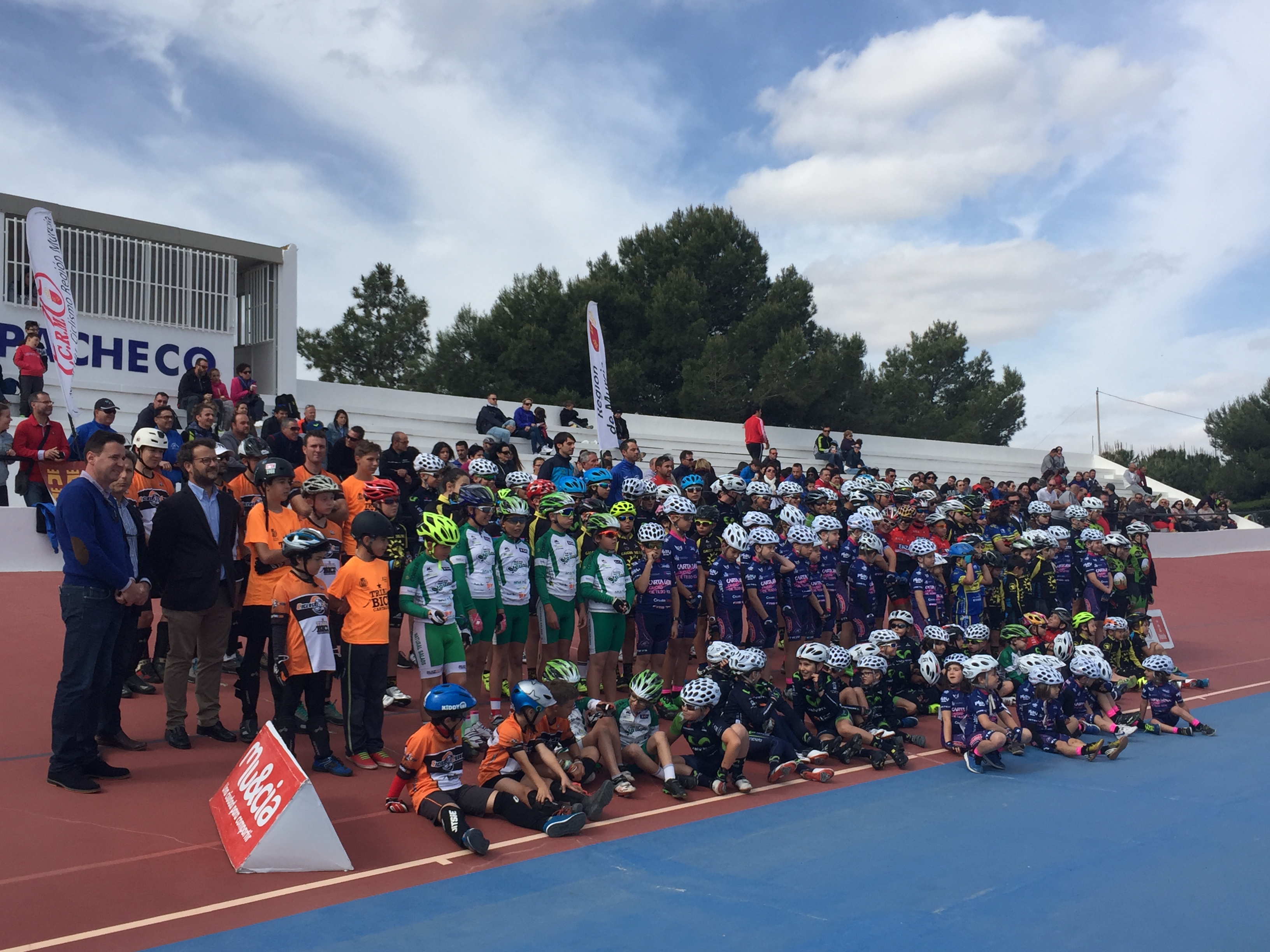 El Club Trialbici Cartagena Participó El Pasado Sábado En La Presentación De Las Escuelas De Ciclismo De Carretera