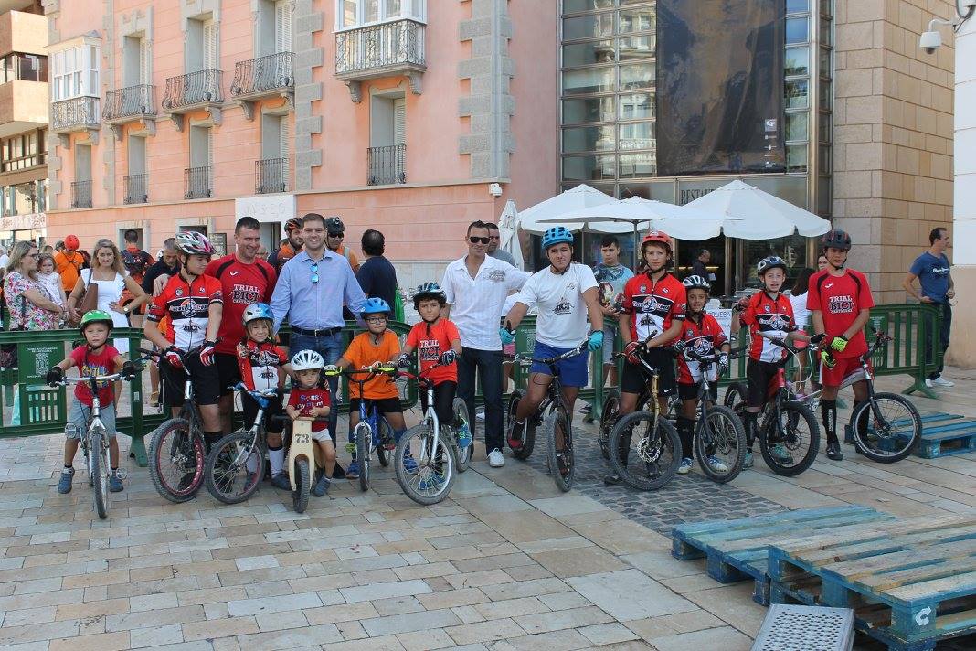 Exhibición 2016 Plaza del Ayuntamiento de Cartagena - Escuela de Trial