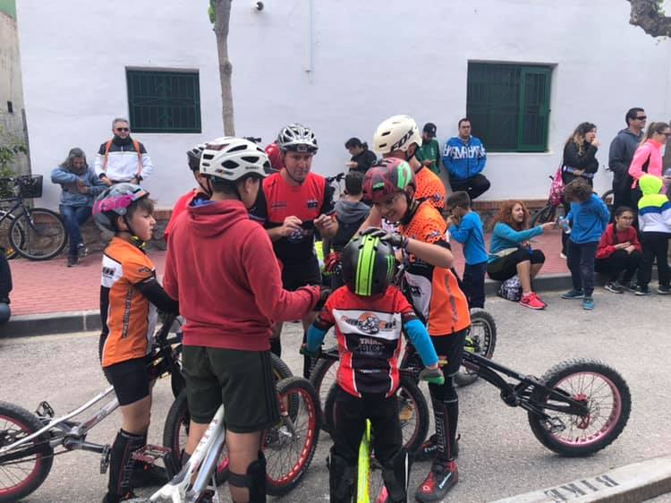 Gran éxito Del Club Trial Bici Cartagena En La Exhibición En Aljucer